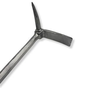 close up spiked end forcible entry bar