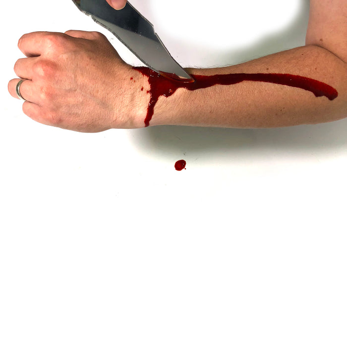 Blood Emitting Broken Mirror Shard - Blood Rigged Stunt FX Gag Kit